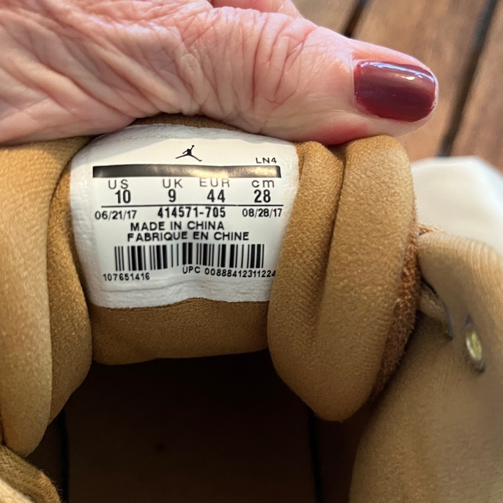 Size 10- iconic Nike Air Jordan 13 Retro Wheat 2017, 414571-705 Men’s authentic - Picture 5 of 11